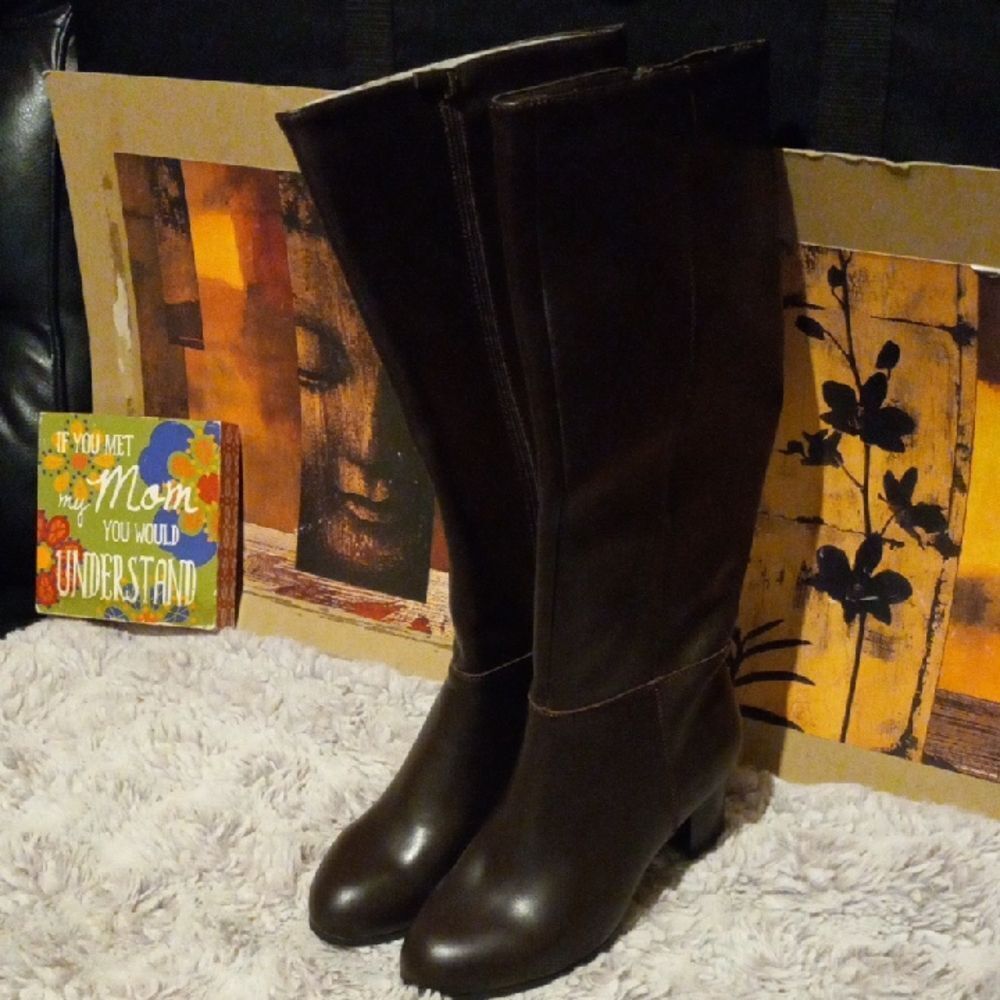 Comfortview Dark Brown Heeled Boots - Picture 3 of 6